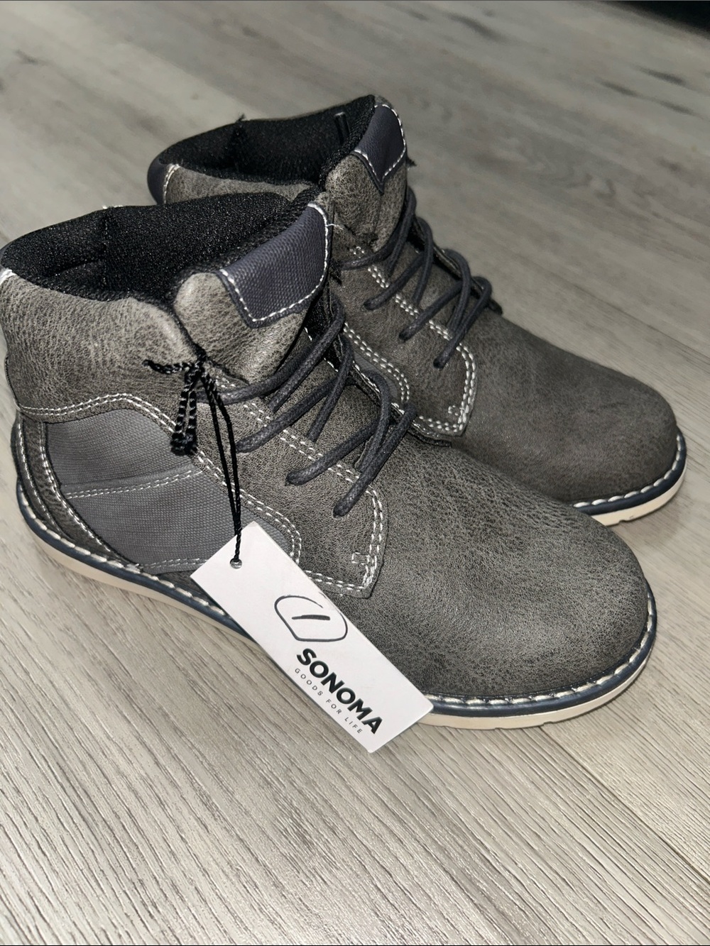 Sonoma Boys Gray Chukka Lace-Up Boots size 1 NWT